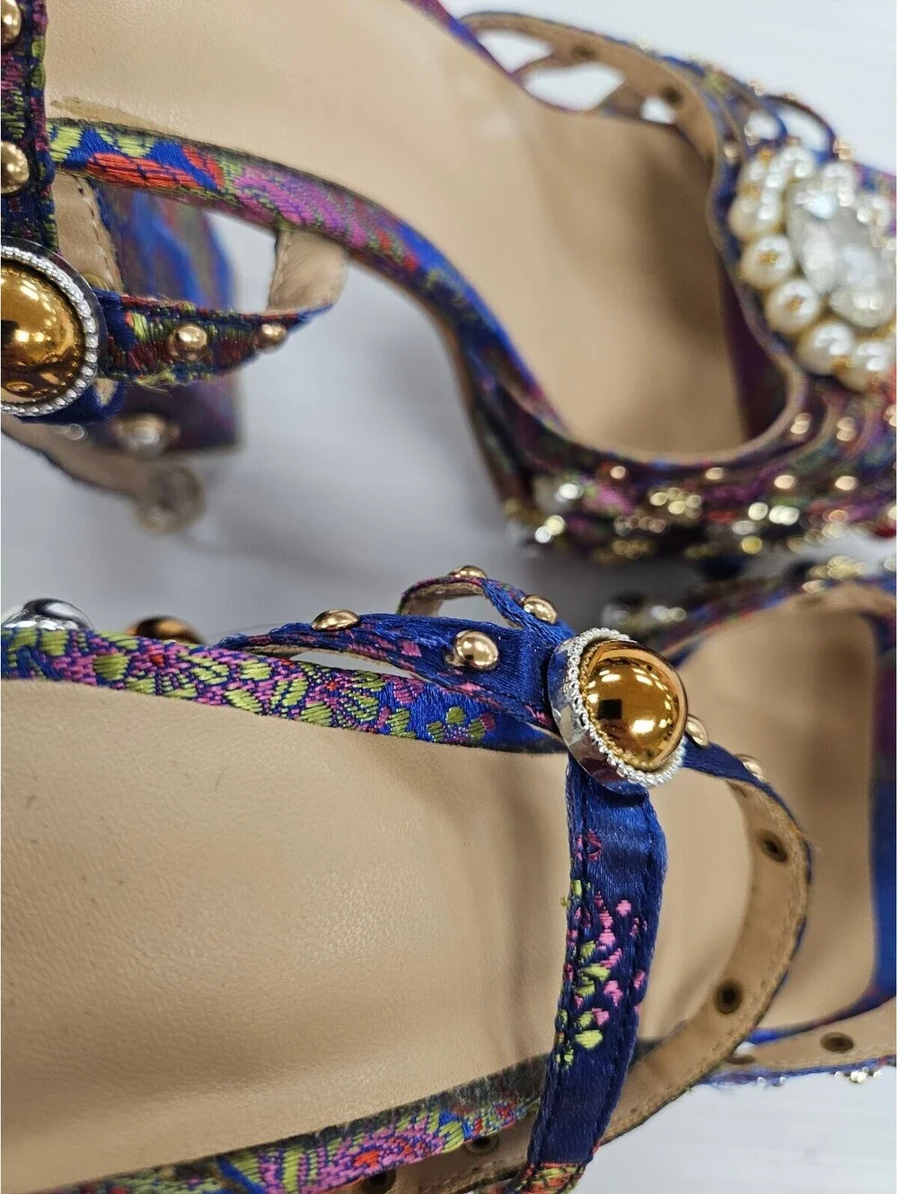 Y2K Embellished Platform Heeled Sandals with Decorative Stones and Pearls